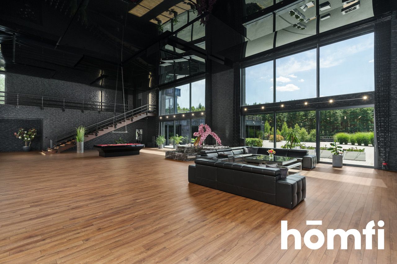 Villa 1700m2 / Landscape Park / close to the center / Gdańsk - House - Sale - Gdańsk