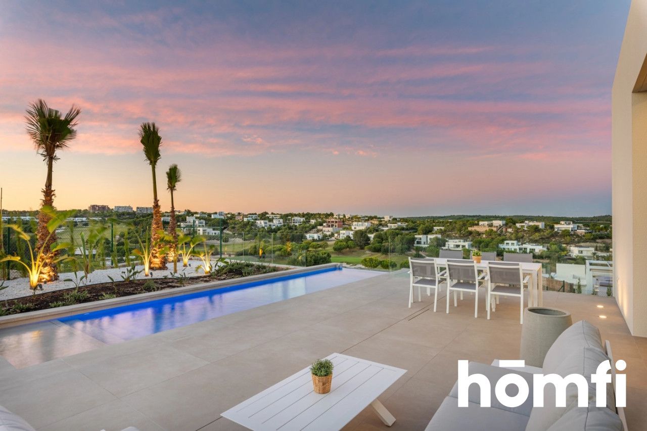 Villa with a swimming pool in the heart of a golf course on the Costa Blanca - Дім - Продаж - Hiszpania, Costa Blanca