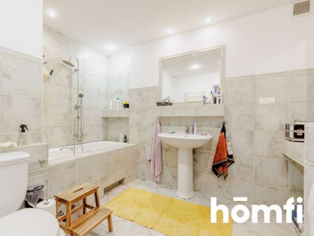 Flat on the last floor - Квартира - Продаж - Warszawa, Ursynów