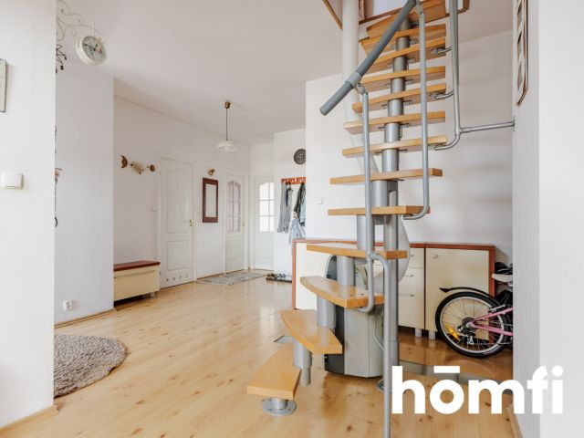 Flat on the last floor - Квартира - Продаж - Warszawa, Ursynów