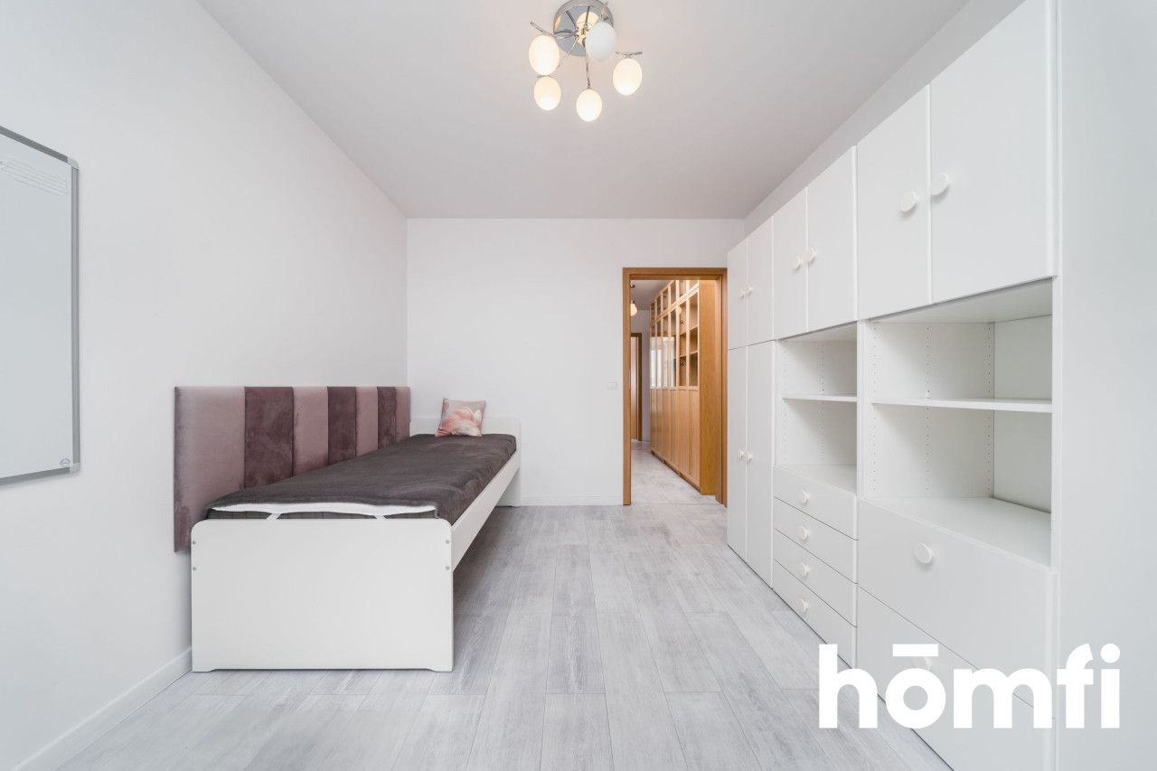 3-pokojowe, z 2 balkonami, blisko tramwaj - Mieszkanie - Wynajem - Kraków, Nowa Huta / Mistrzejowice