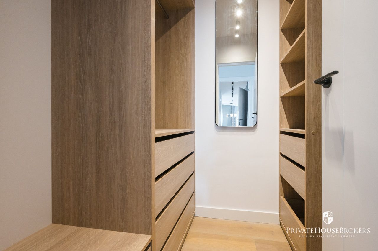 Czteropokojowy apartament wykończony w wysokim standardzie z widokiem na Wawel| Dębniki| ul.Barska - Mieszkanie - Wynajem - Kraków, Podgórze / Dębniki