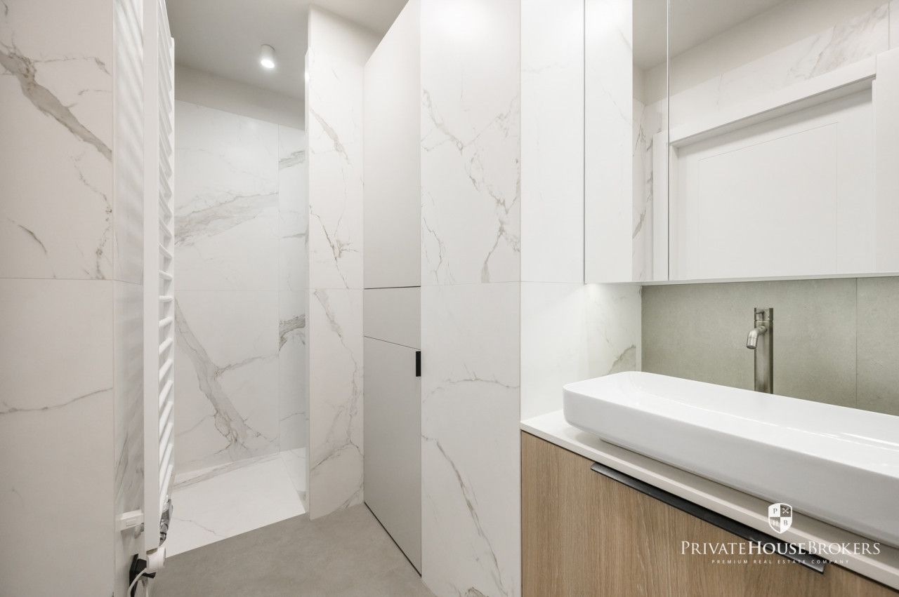 Czteropokojowy apartament wykończony w wysokim standardzie z widokiem na Wawel| Dębniki| ul.Barska - Mieszkanie - Wynajem - Kraków, Podgórze / Dębniki