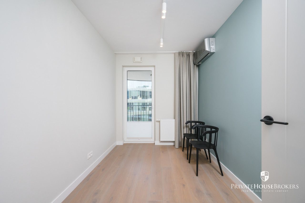 Czteropokojowy apartament wykończony w wysokim standardzie z widokiem na Wawel| Dębniki| ul.Barska - Mieszkanie - Wynajem - Kraków, Podgórze / Dębniki