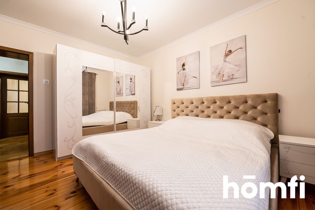 Nietypowy dom w centrum miasta, który na siebie zarabia - Dom - Sprzedaż - Szydłowiecki, Szydłowiec