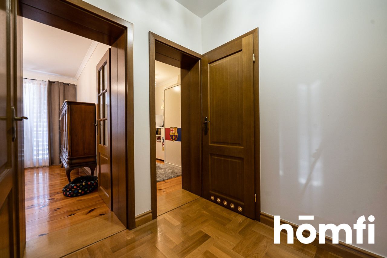 Nietypowy dom w centrum miasta, który na siebie zarabia - Dom - Sprzedaż - Szydłowiecki, Szydłowiec