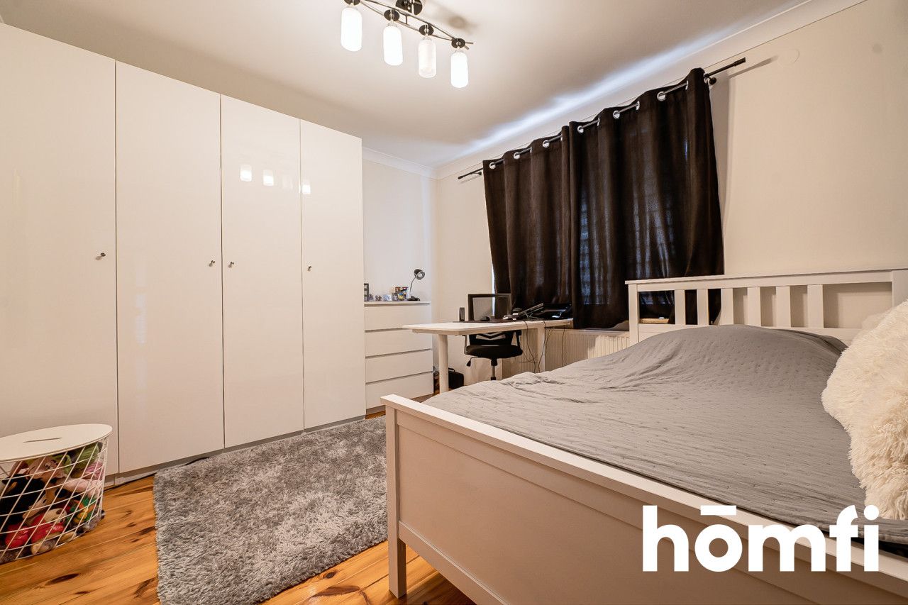 Nietypowy dom w centrum miasta, który na siebie zarabia - Dom - Sprzedaż - Szydłowiecki, Szydłowiec