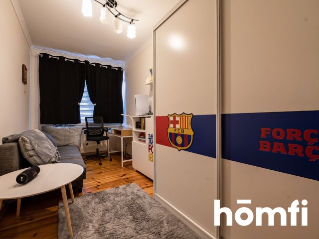 Nietypowy dom w centrum miasta, który na siebie zarabia - Dom - Sprzedaż - Szydłowiecki, Szydłowiec