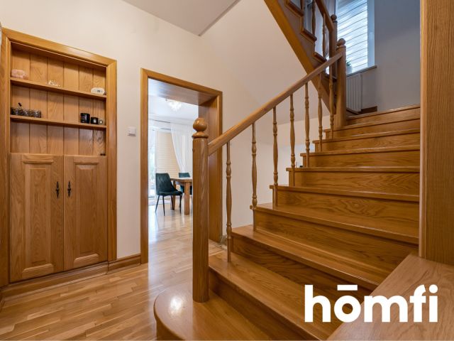 Nietypowy dom w centrum miasta, który na siebie zarabia - Dom - Sprzedaż - Szydłowiecki, Szydłowiec