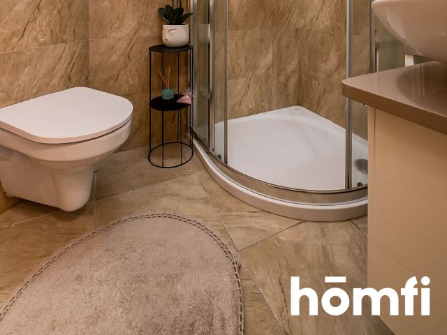 Nietypowy dom w centrum miasta, który na siebie zarabia - Dom - Sprzedaż - Szydłowiecki, Szydłowiec