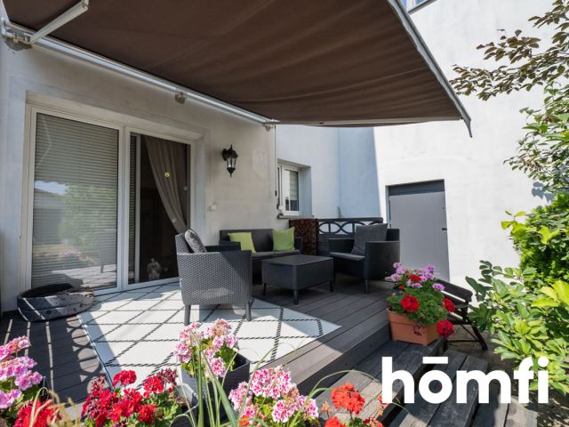 Nietypowy dom w centrum miasta, który na siebie zarabia - Dom - Sprzedaż - Szydłowiecki, Szydłowiec