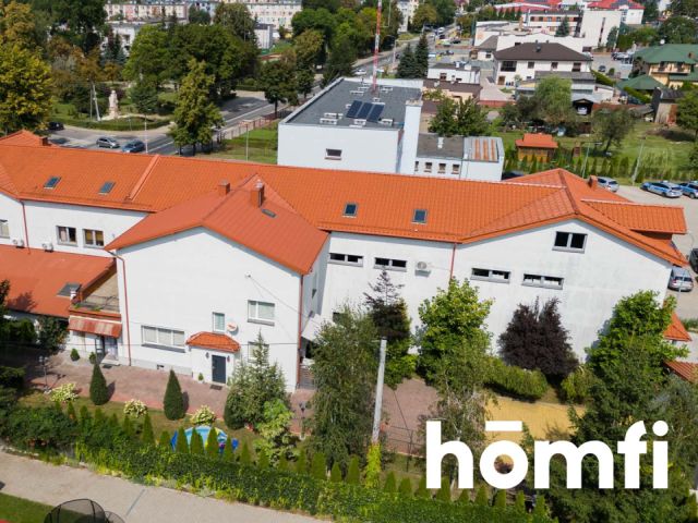 Nietypowy dom w centrum miasta, który na siebie zarabia - Dom - Sprzedaż - Szydłowiecki, Szydłowiec