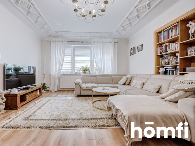 Nietypowy dom w centrum miasta, który na siebie zarabia - Dom - Sprzedaż - Szydłowiecki, Szydłowiec