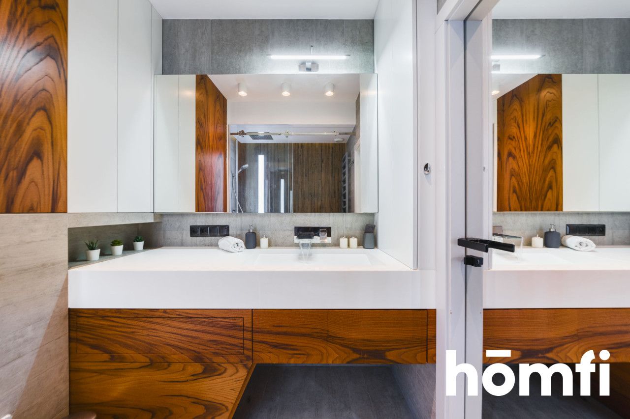 Nowoczesne, czteropokojowe mieszkanie z tarasem, dwoma miejscami postojowymi i komórką lokatorską nad Wisłą - Mieszkanie - Sprzedaż - Kraków, Podgórze