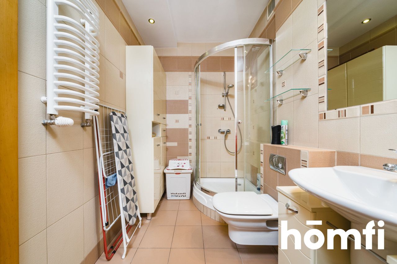 Dwupokojowe z osobną kuchnią, komórką lokatorską oraz garażem - Mieszkanie - Sprzedaż - Kraków, Podgórze / Kurdwanów