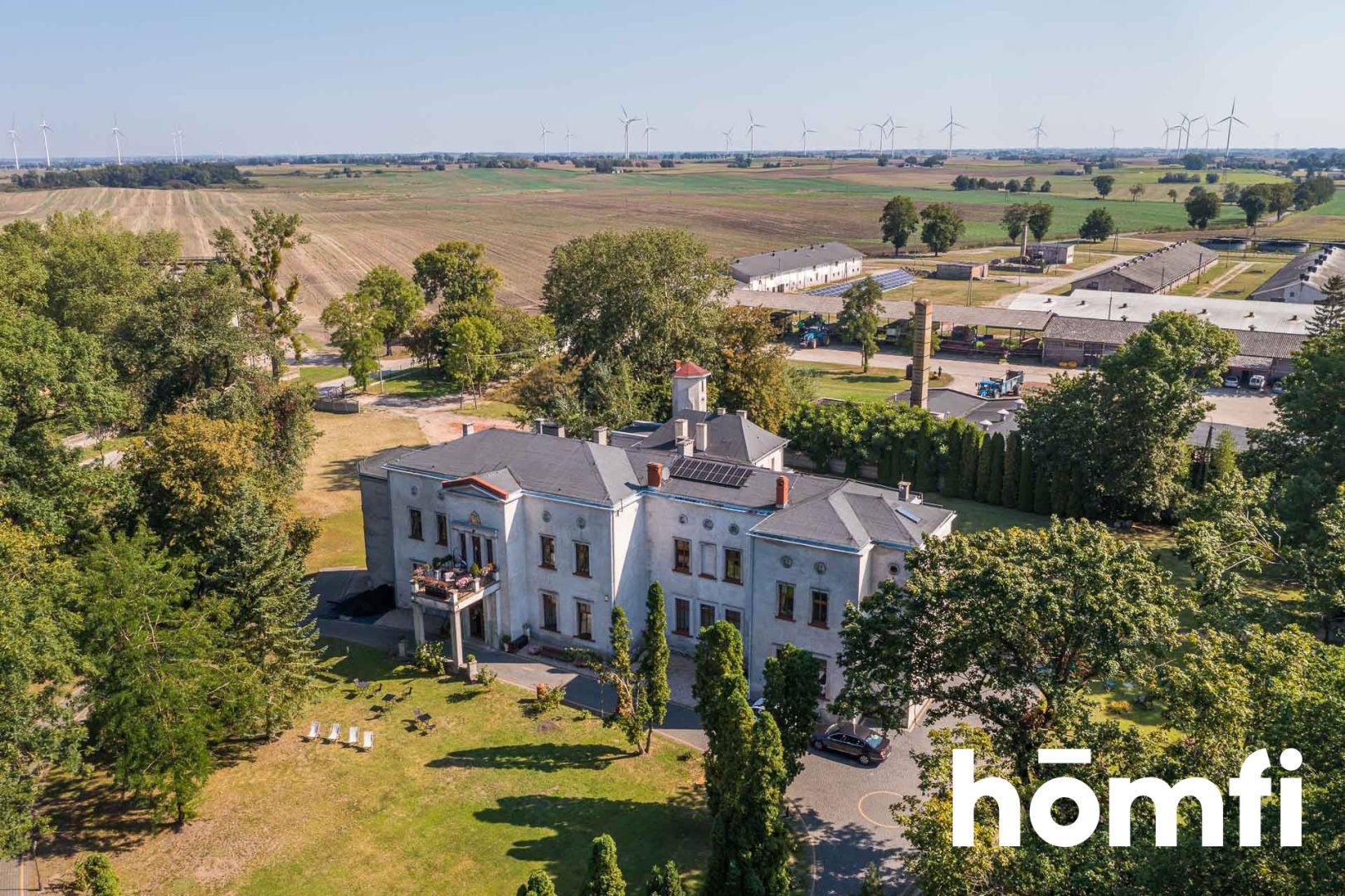 A unique palace with a hotel and a cafe - Комерційне приміщення - Продаж - Wąbrzeski, Płużnica / Mgowo