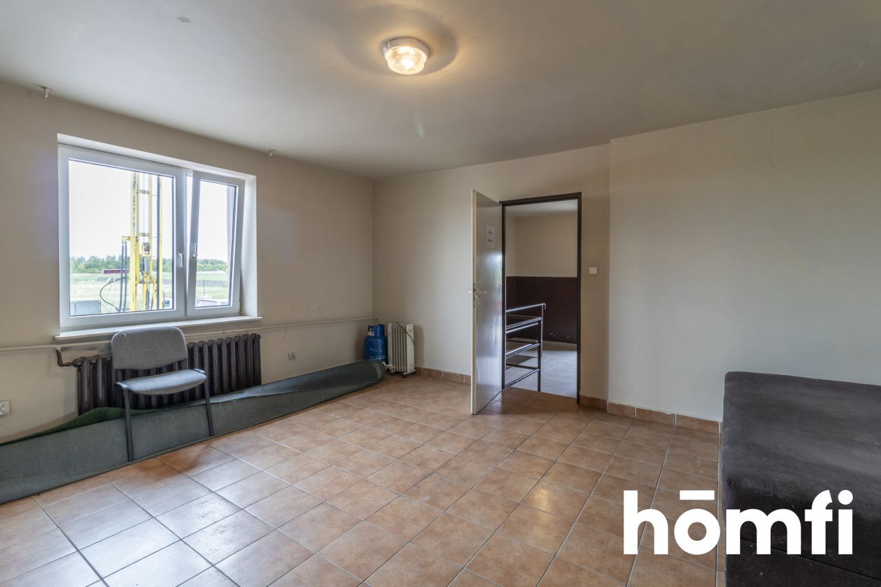 Obiekt z wyposażeniem lub bez i dodatkowym placem - Lokal użytkowy - Wynajem - Radomski, Zakrzew / Dąbrówka Nagórna-Wieś