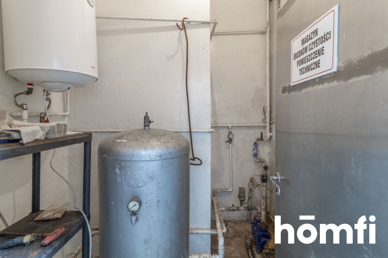 Obiekt z wyposażeniem lub bez i dodatkowym placem - Lokal użytkowy - Wynajem - Radomski, Zakrzew / Dąbrówka Nagórna-Wieś