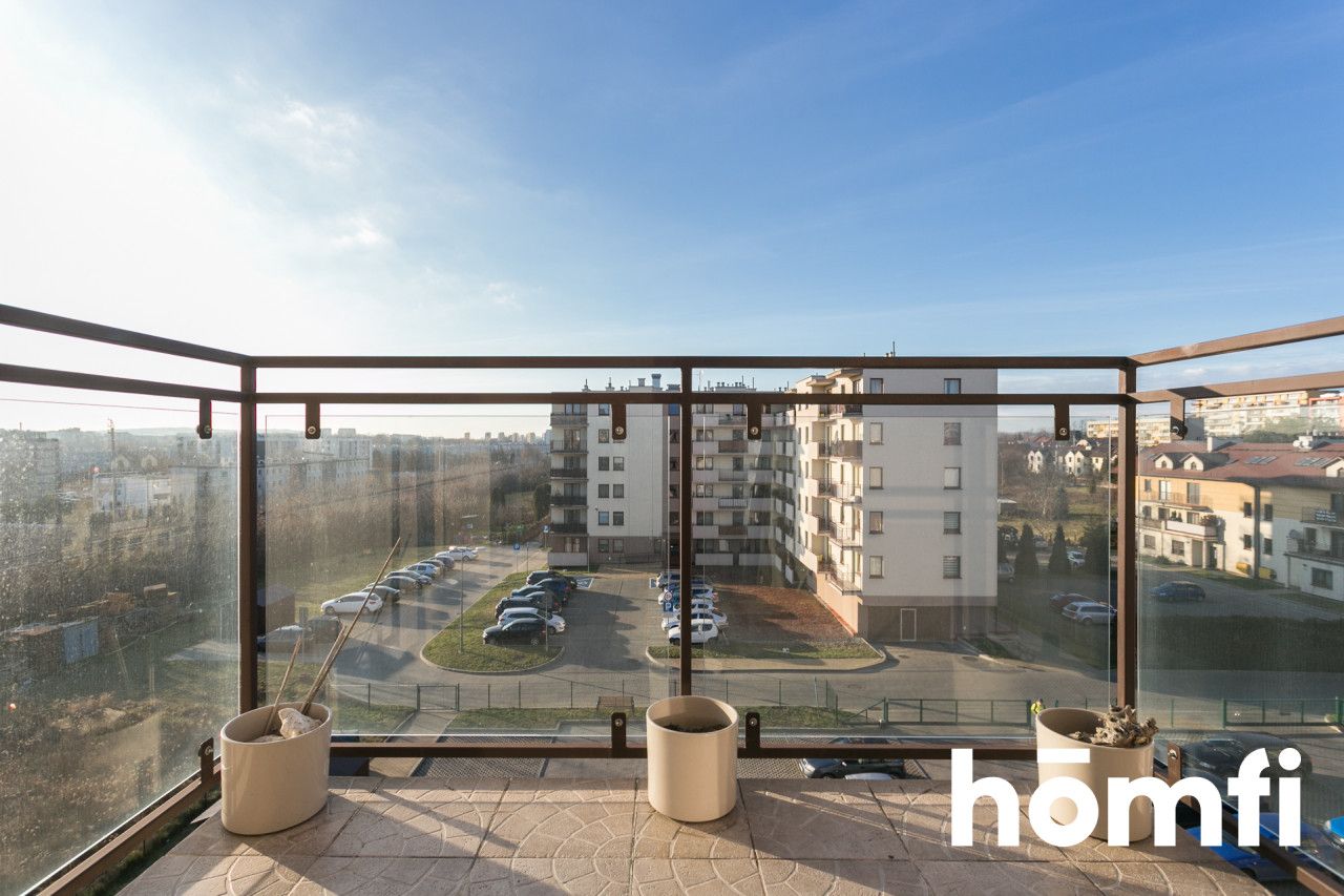 JASNA KAWALERKA PRZY UL. KUŹNICY KOŁŁĄTAJOWSKIEJ 17K BLISKO TRAMWAJ - Mieszkanie - Wynajem - Kraków, Krowodrza / Prądnik Biały