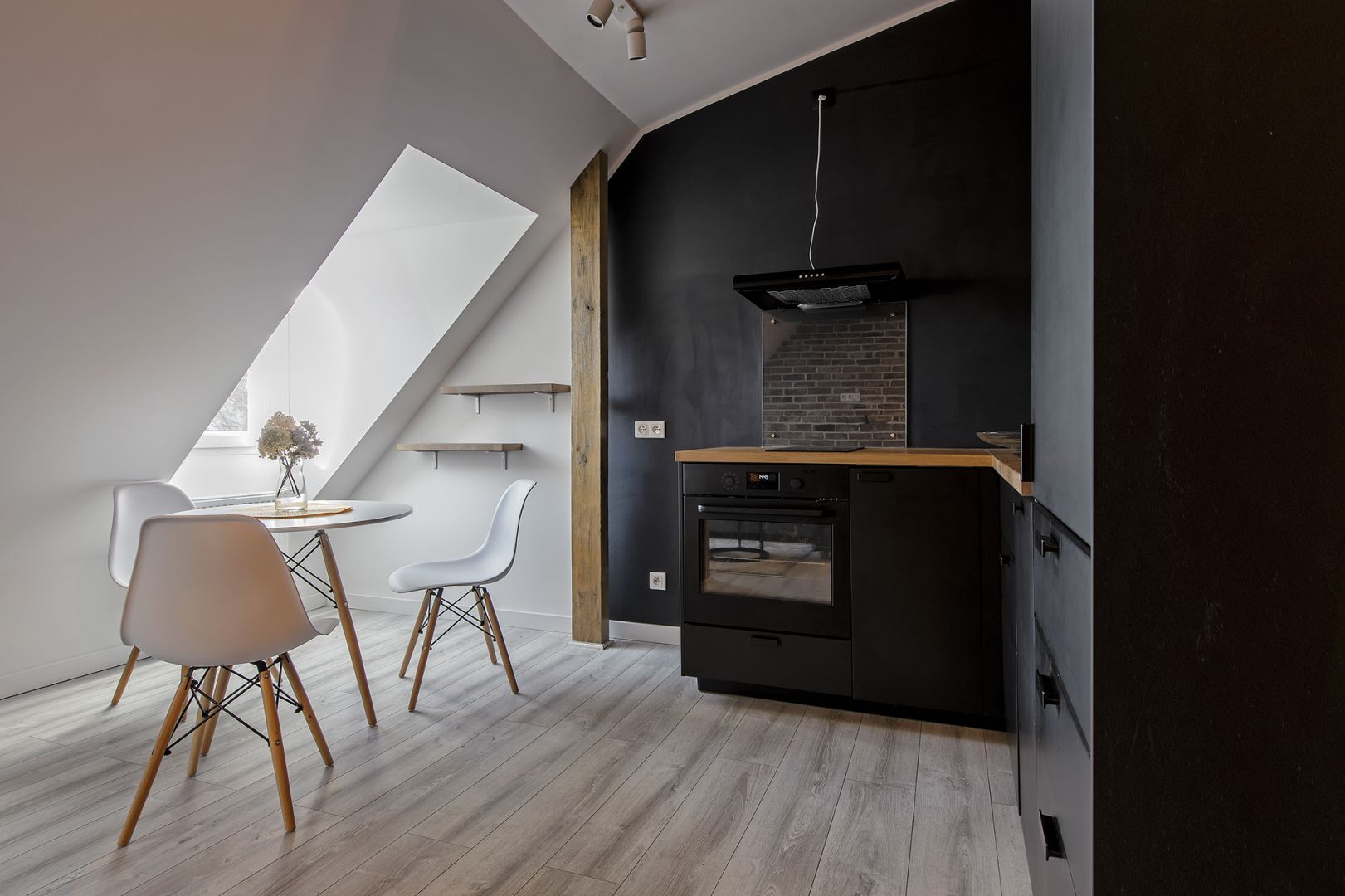 Wynajem,klimatyczne, 2pok mieszkanie Poznań/Śródka - Mieszkanie - Wynajem - Poznań, Nowe Miasto