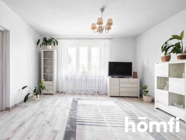 Cozy house 105.6 m2 + farm buildings - Trawniki - Дім - Продаж - Świdnicki, Trawniki