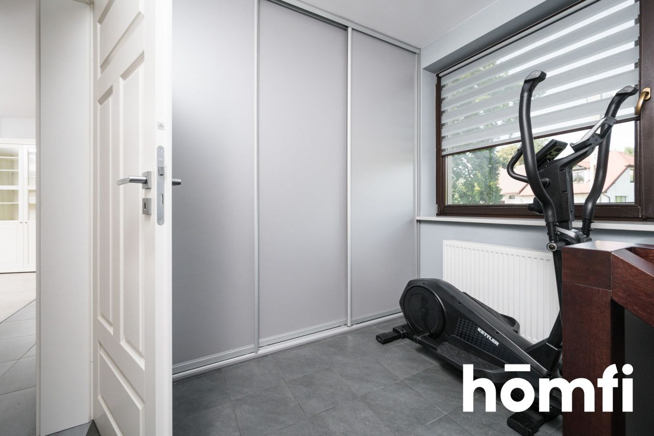 OKAZJA! PRZESTRONNE 3 POK 74,29 M2 (POW. CAŁKOWITA 82,29 M2) UL. WYŻYNNA | MOŻLIWOŚĆ WYDZIELENIA 4 POKOJU | OS. KURDWANÓW DUŻY GARAŻ - Mieszkanie - Sprzedaż - Kraków, Podgórze / Kurdwanów