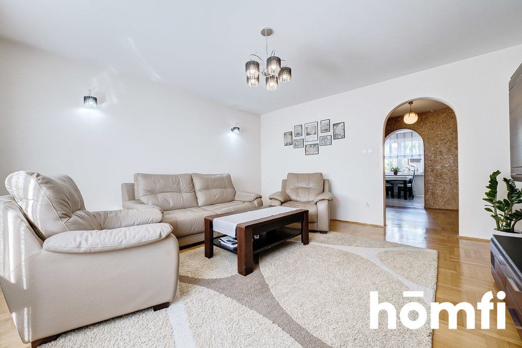 A classic, comfortable house in Sadkowo - Дім - Продаж - Radom, Sadków