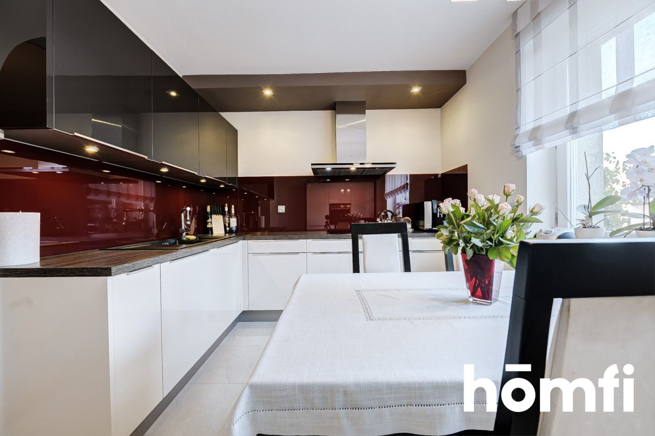 A classic, comfortable house in Sadkowo - Дім - Продаж - Radom, Sadków