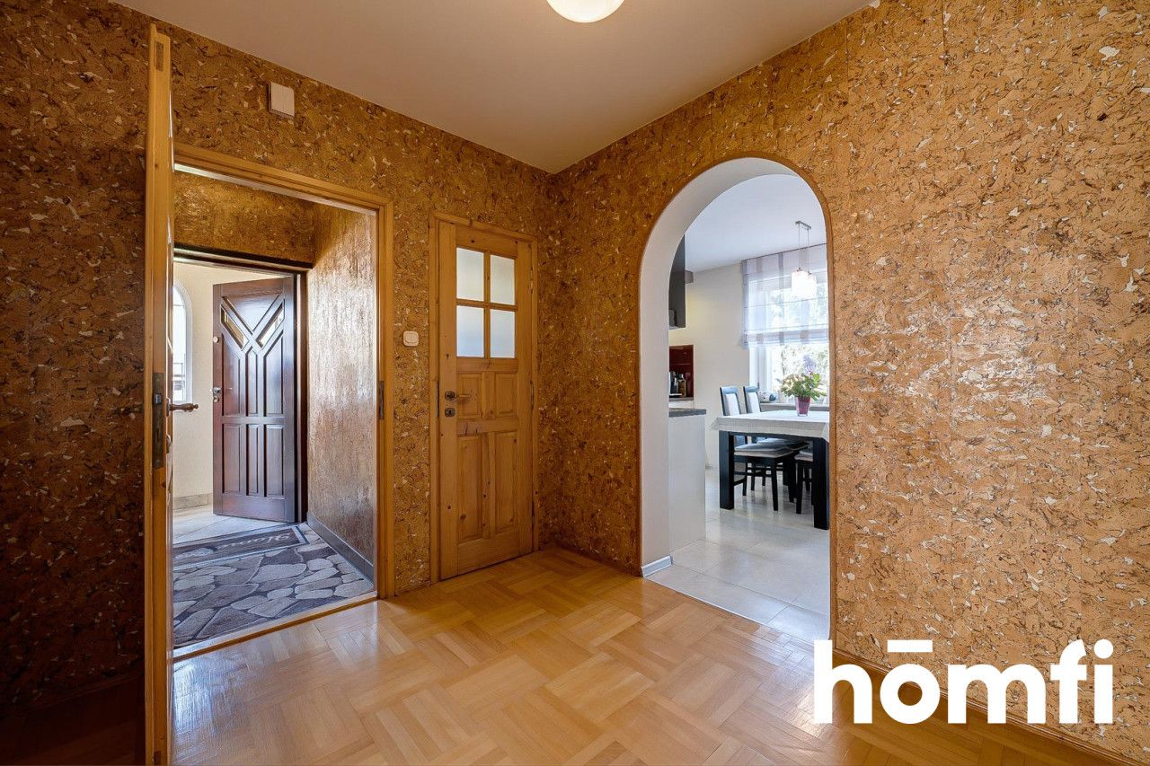 A classic, comfortable house in Sadkowo - Дім - Продаж - Radom, Sadków