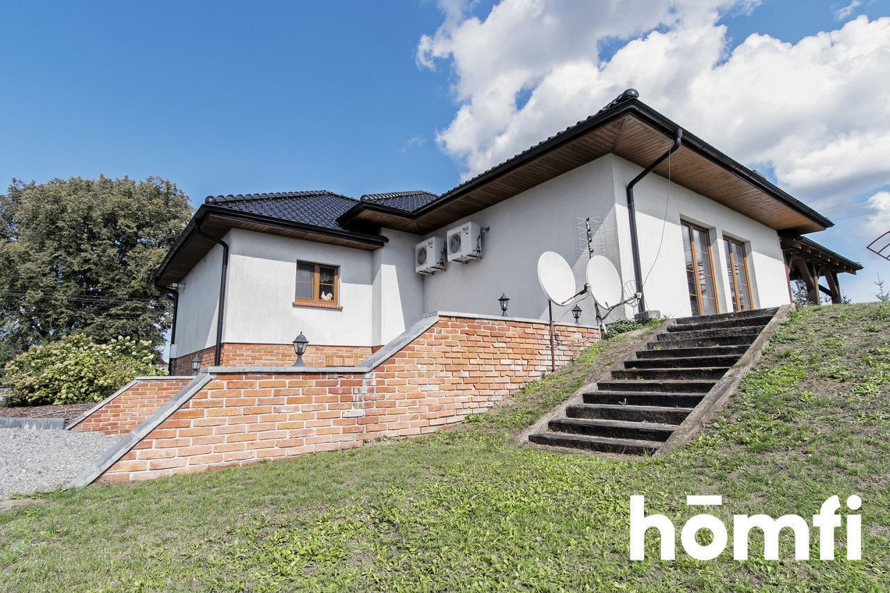 Beautiful unique house on a large plot - Дім - Продаж - Świecki, Świecie / Skarszewo