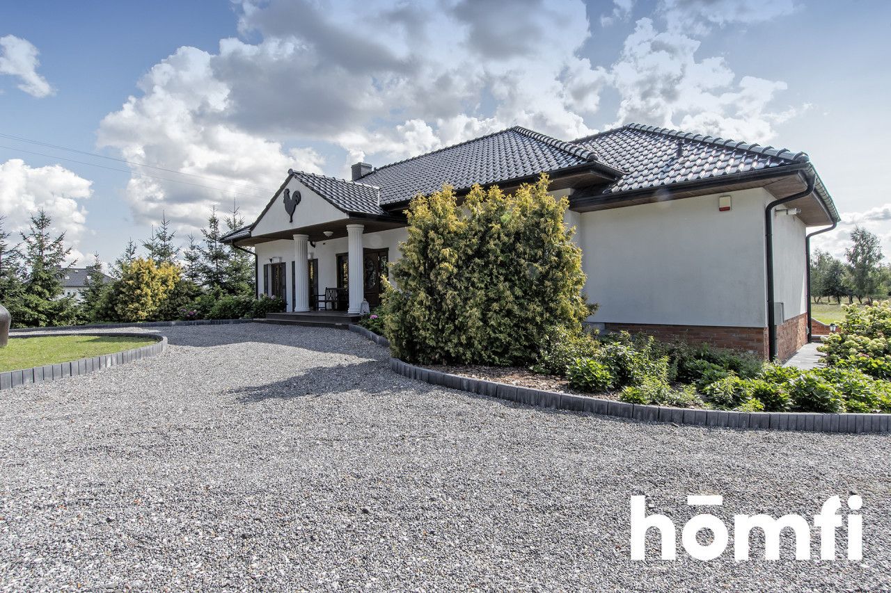 Beautiful unique house on a large plot - Дім - Продаж - Świecki, Świecie / Skarszewo