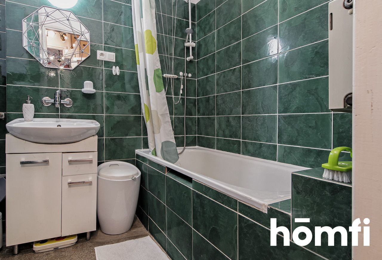 Semi-detached house with a garage with potential in Poznań - Дім - Продаж - Poznań, Nowe Miasto