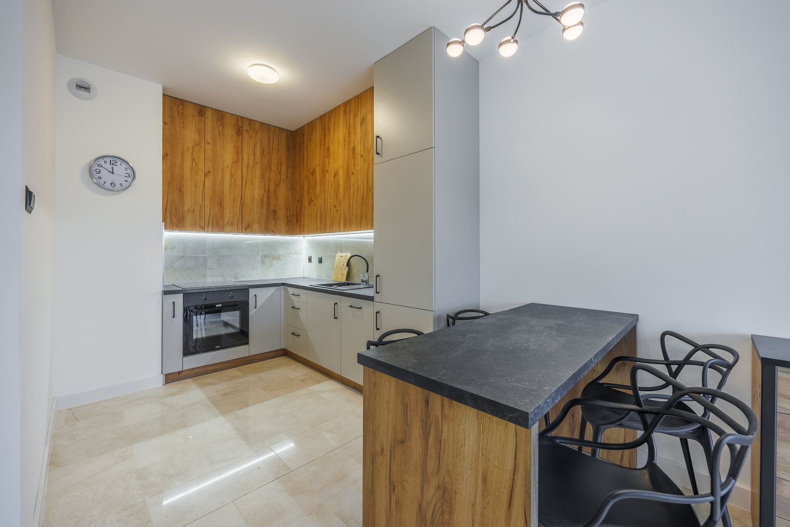 Do wynajęcia mieszkanie 2 pokojowe w sercu miasta na ul. Kopisto !! - Mieszkanie - Wynajem - Rzeszów, Nowe Miasto