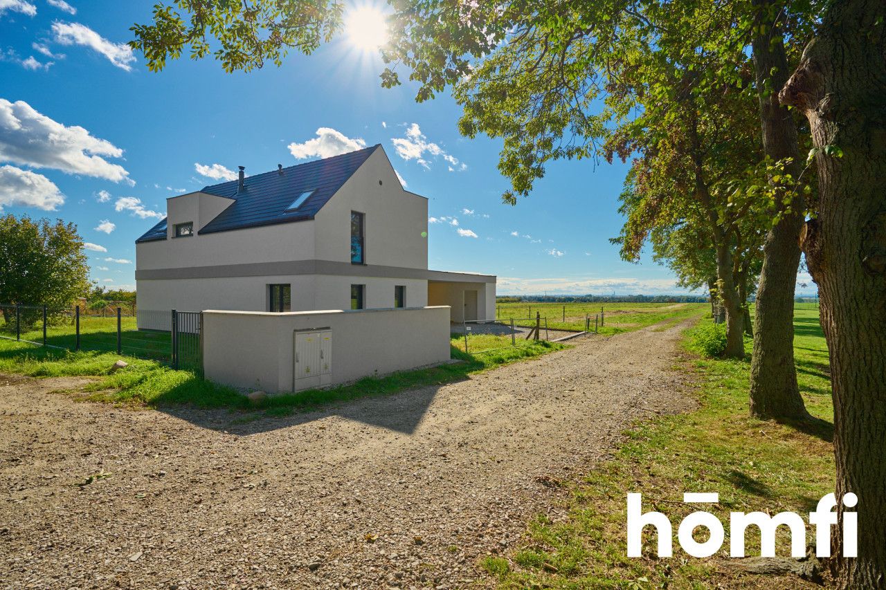 Przestronny dom z ujmującym widokiem - Dom - Sprzedaż - Trzebnicki, Wisznia Mała / Piotrkowiczki