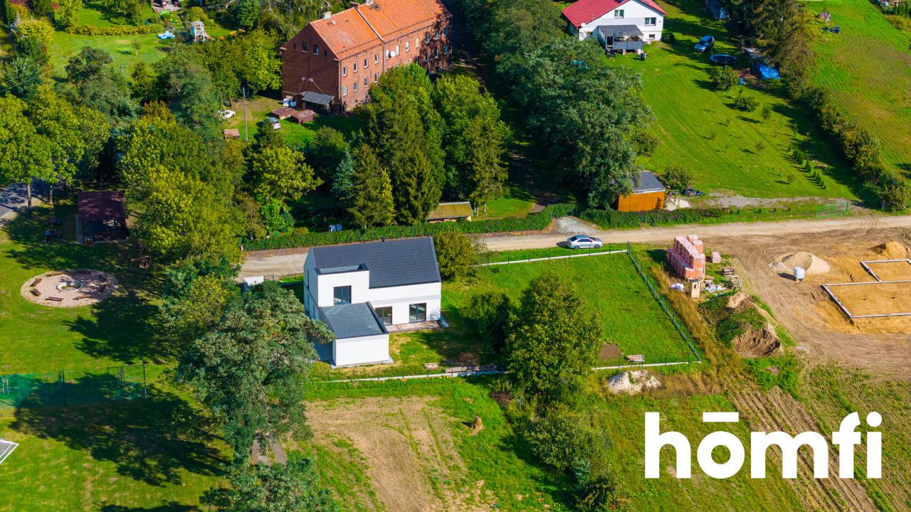 Przestronny dom z ujmującym widokiem - Dom - Sprzedaż - Trzebnicki, Wisznia Mała / Piotrkowiczki