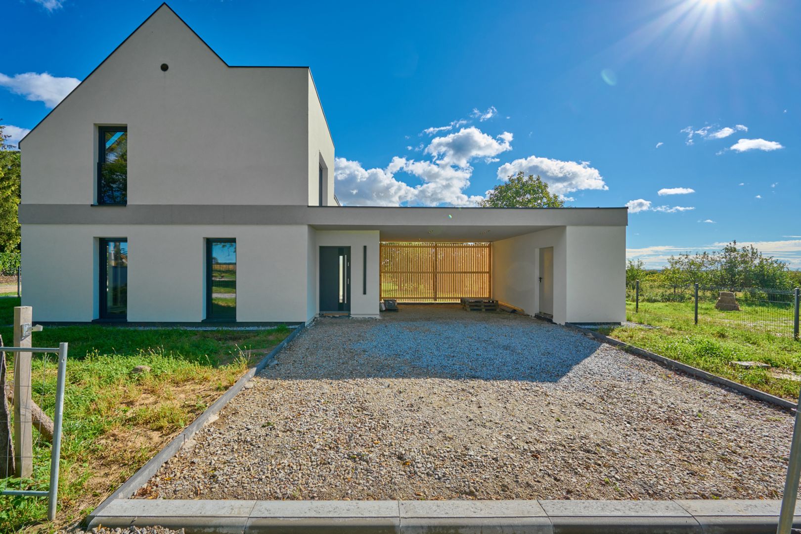 Przestronny dom z ujmującym widokiem - Dom - Sprzedaż - Trzebnicki, Wisznia Mała / Piotrkowiczki