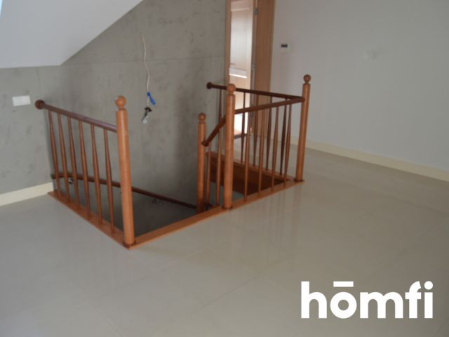A unique house with amenities and a large plot - Дім - Продаж - Lubelski, Wólka / Biskupie-Kolonia