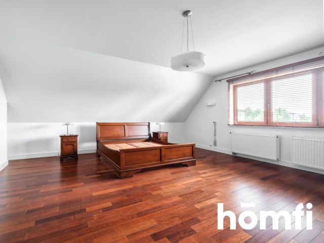 A unique house with amenities and a large plot - Дім - Продаж - Lubelski, Wólka / Biskupie-Kolonia