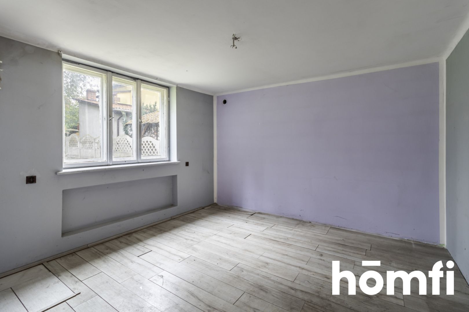 Mały dom z dużą działką - Dom - Sprzedaż - Radomski, Jedlnia-Letnisko / Antoniówka