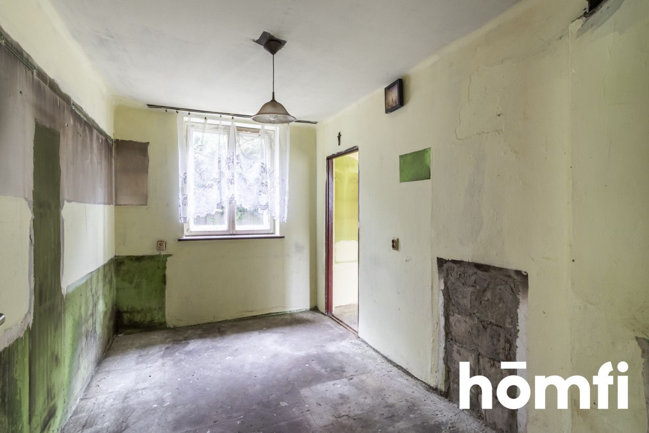 Mały dom z dużą działką - Dom - Sprzedaż - Radomski, Jedlnia-Letnisko / Antoniówka