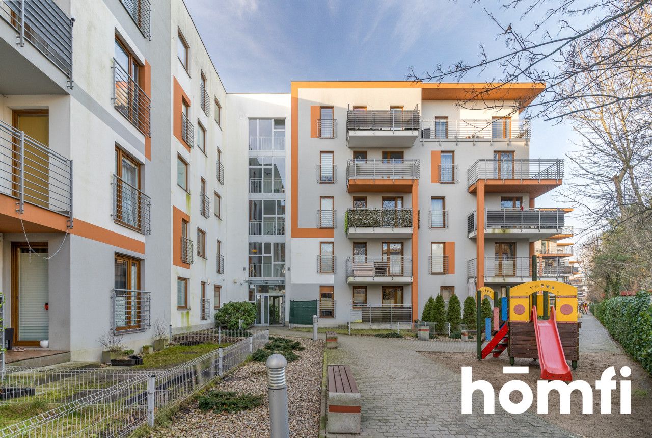 Przestronne trzy pokojowe mieszkanie z dużym balkonem - Mieszkanie - Sprzedaż - Gdynia, Obłuże