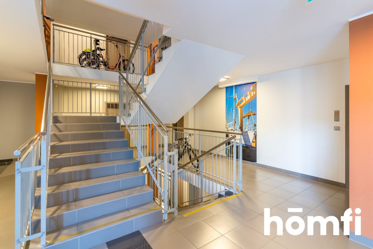 Przestronne trzy pokojowe mieszkanie z dużym balkonem - Mieszkanie - Sprzedaż - Gdynia, Obłuże