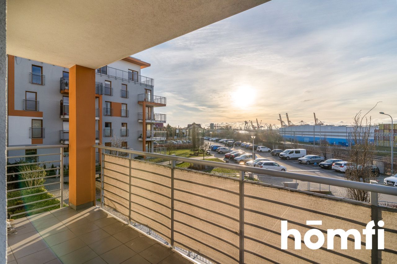 Przestronne trzy pokojowe mieszkanie z dużym balkonem - Mieszkanie - Sprzedaż - Gdynia, Obłuże