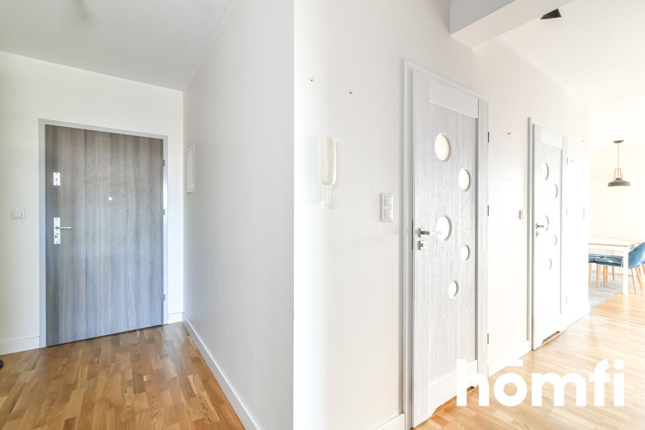 Przestronne trzy pokojowe mieszkanie z dużym balkonem - Mieszkanie - Sprzedaż - Gdynia, Obłuże