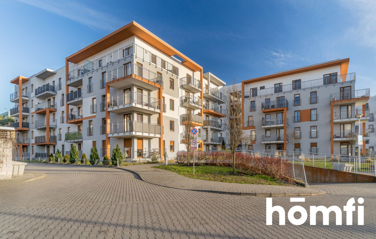 Przestronne trzy pokojowe mieszkanie z dużym balkonem - Mieszkanie - Sprzedaż - Gdynia, Obłuże