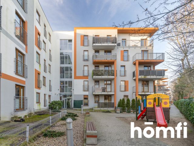 Przestronne trzy pokojowe mieszkanie z dużym balkonem - Mieszkanie - Sprzedaż - Gdynia, Obłuże