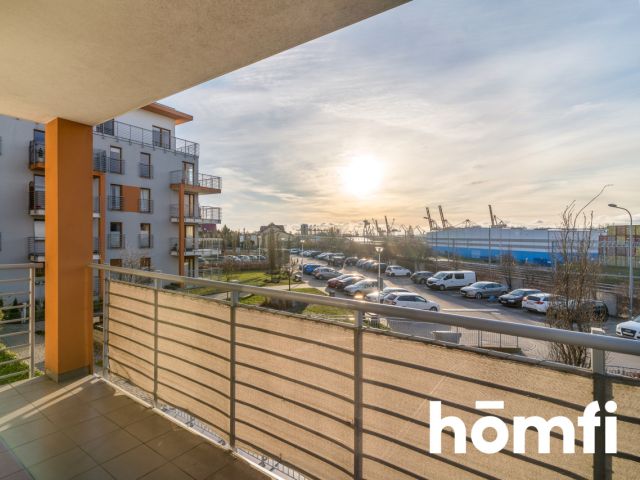 Przestronne trzy pokojowe mieszkanie z dużym balkonem - Mieszkanie - Sprzedaż - Gdynia, Obłuże