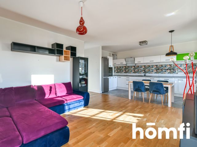 Przestronne trzy pokojowe mieszkanie z dużym balkonem - Mieszkanie - Sprzedaż - Gdynia, Obłuże