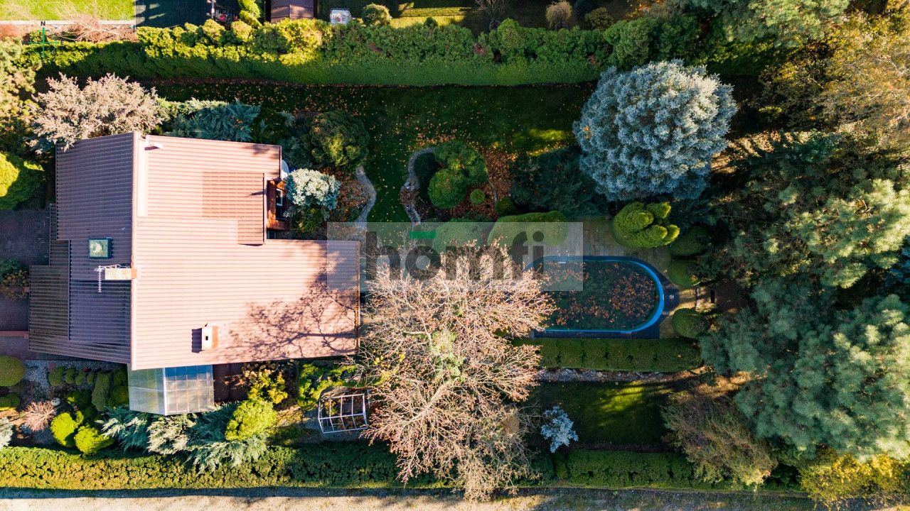 Luksusowy dom z piękny ogrodem i basenem - Dom - Sprzedaż - Radom, Dzierzków