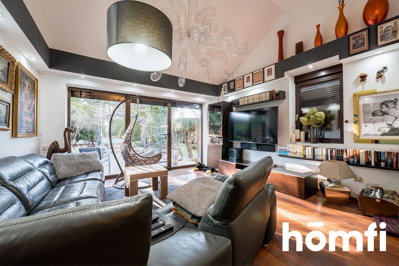 Luksusowy dom z piękny ogrodem i basenem - Dom - Sprzedaż - Radom, Dzierzków